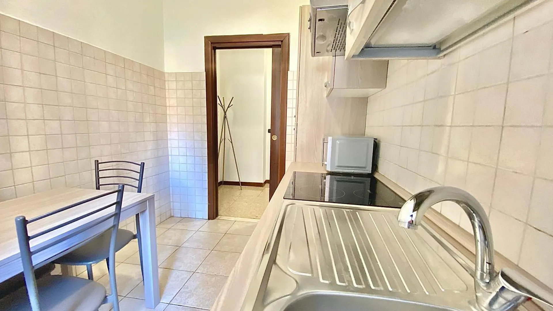 Navigli Style, Famagosta House, Vicino A Metropolitana E Forum Di Assago Lägenhet Milano